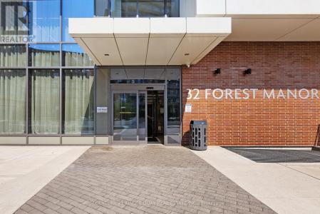 32 FOREST MANOR ROAD, Toronto (henry Farm), Ontario M2J 1M5, Kanada