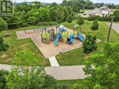 7 SIFTON DRIVE, St. Thomas, Ontario N5R 6C6, Canada