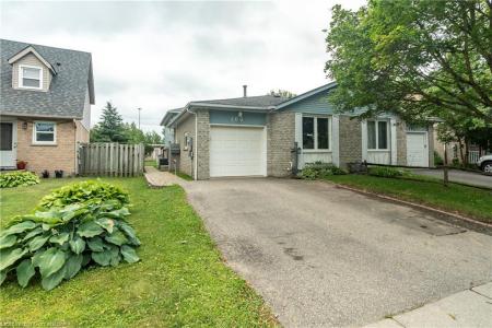 100 CARMINE STREET, Cambridge, Ontario N3C 3Z4, Canada