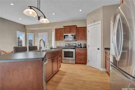 121 KINSMEN CRESCENT, Martensville, Saskatchewan S0K 0A2, Canada
