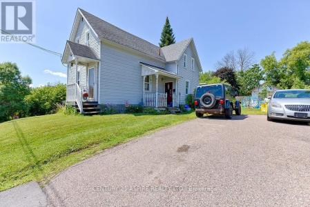 418 MURRAY STREET, Pembroke, オンタリオ K8A 4P6, カナダ