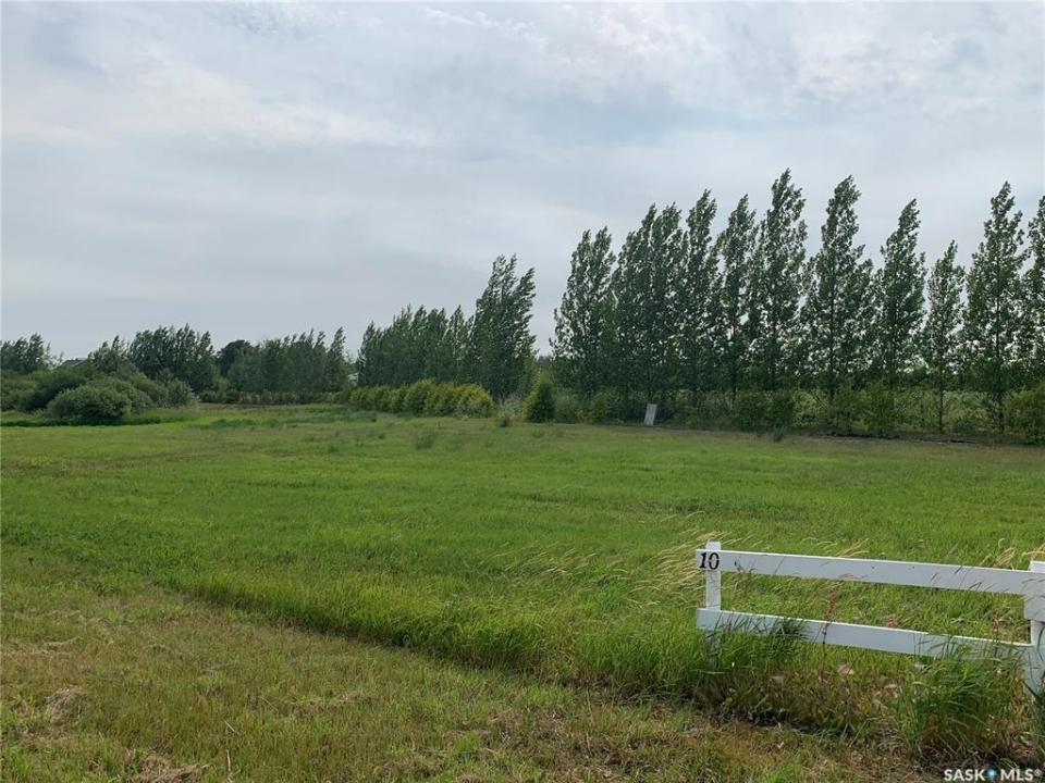 10 LUCIEN LAKESHORE DRIVE, Three Lakes Rm No. 400, Saskatchewan S0K 2X0, Canada