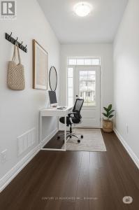 130 DAYLILY LANE, Kitchener, Ontario N2R 0L7, Canada