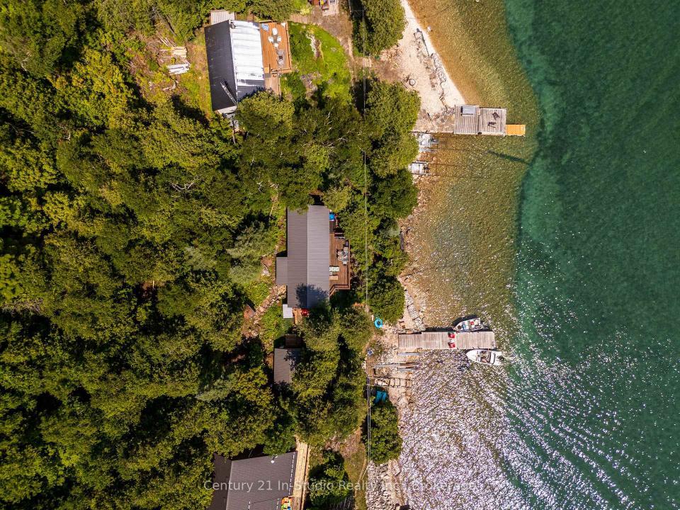 113 WATER STREET, Northern Bruce Peninsula, Ontario N0H 1W0, Canada