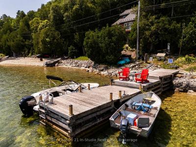 113 WATER STREET, Northern Bruce Peninsula, Ontario N0H 1W0, Canada