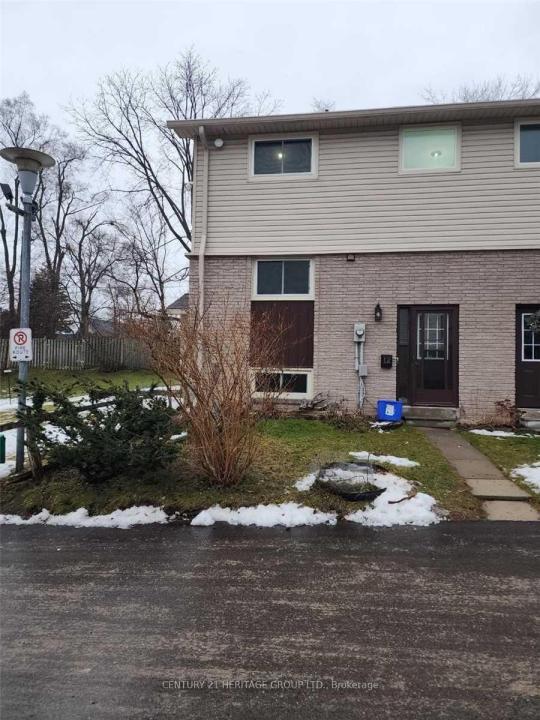 233 INNISFIL STREET, Barrie, Ontario L4N 3E9, Kanada