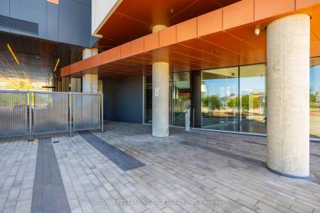 8 ROUGE VALLEY DRIVE W, Markham, Ontario L6G 0G8, CANADÁ