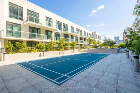 8 ROUGE VALLEY DRIVE W, Markham, Ontario L6G 0G8, CANADÁ