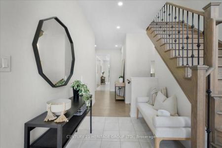 157 CACTUS CRESCENT, Hamilton, オンタリオ L8J 0M3, カナダ
