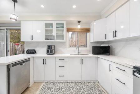 6040 MONTEVIDEO ROAD, Mississauga, 安大略省 L5N 2T4, 加拿大