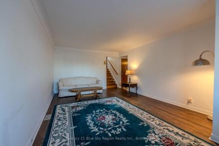 994 PREMIER ROAD, North Bay, Онтарио P1A 2H8, Канада