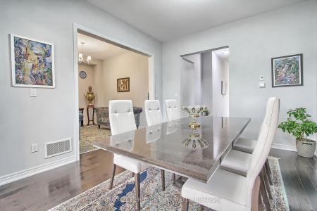 71 WOODHAVEN AVENUE, Aurora, Ontario L4G 3Y2, Canada