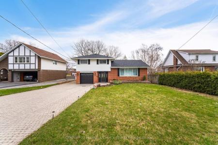 229 LIBERTY STREET N, Clarington, Ontario L1C 2M6, Canadá