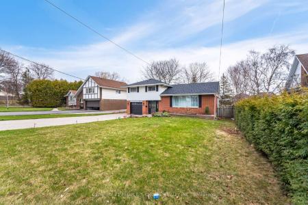 229 LIBERTY STREET N, Clarington, Ontario L1C 2M6, Canadá