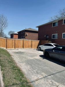 580 DIGBY AVENUE, Oshawa, Ontario L1G 1W6, Canada