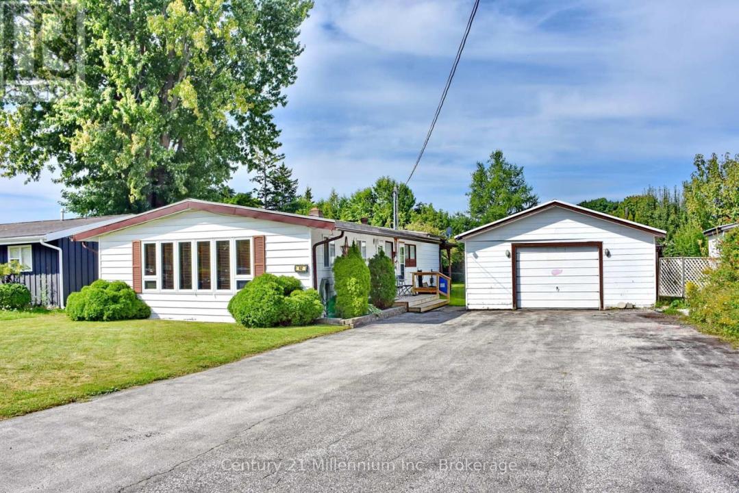 62 KATHERINE STREET, Collingwood, Ontario L9Y 3R4, Canada