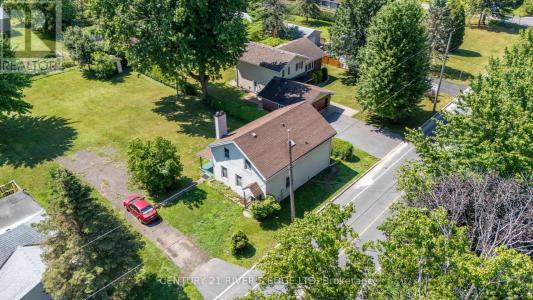 12084 LAKESHORE DRIVE, South Dundas, オンタリオ K0C 1X0, カナダ