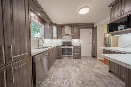 1515 6TH AVENUE E, Owen Sound, 온타리오주 N4K 2V5, 캐나다