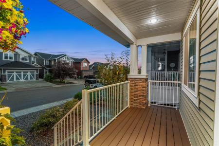201 FIRESIDE PLACE, Cochrane, アルバータ T4C 0R1, カナダ