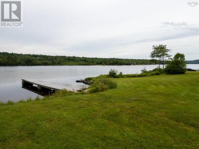 130 WHISPER RIDGE, Porters Lake, Yeni İskoçya B3E 1J6, Kanada