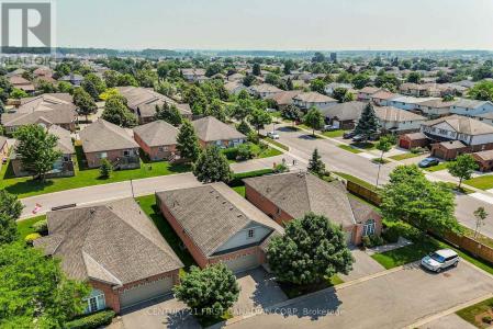 2025 MEADOWGATE BOULEVARD, London South (south U), Ontario N6M 1K9, Canada