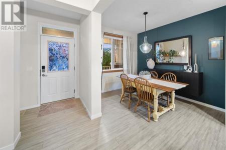 201 FIRESIDE PLACE, Cochrane, Alberta T4C 0R1, Canadá