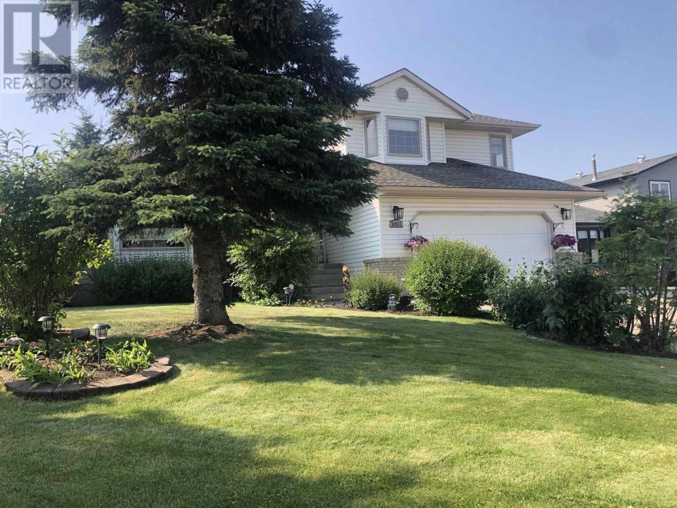 10511 114 AVENUE, Fort St. John, British Columbia V1J 6H7, Canada