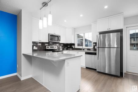 20 AUGUSTINE CRESCENT, Sherwood Park, Alberta T8H 0Z8, Canada