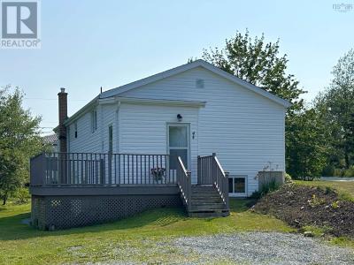44 BISSETT LAKE ROAD, Cole Harbour, נובה סקוטיה B2V 2T3, קנדה 