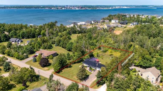 40 LANGLEY ROAD, Stratford, Isla Del Principe Edward C1B 2K3, Canadá