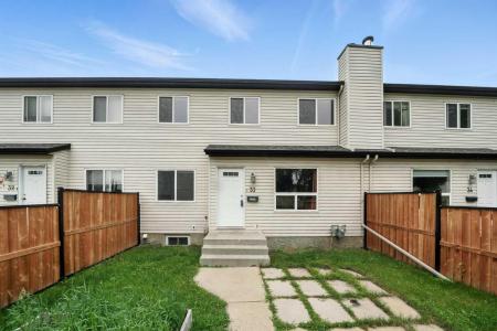 20 ALFORD AVENUE, Red Deer, 앨버타주 T4R 1G8, 캐나다