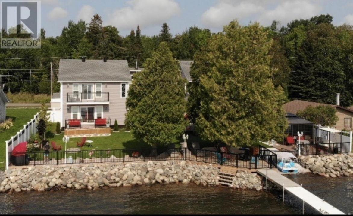 1841 MISSION RD, Goulais River, 安大略省 P0S 1E0, 加拿大