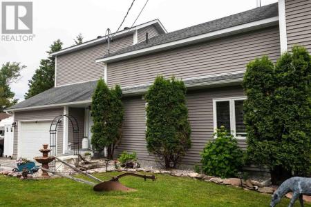 1841 MISSION RD, Goulais River, 安大略省 P0S 1E0, 加拿大