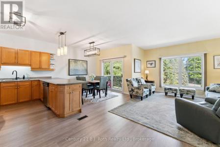 24 ONTARIO STREET, Bracebridge (macaulay), Ontario P1L 2H5, Canadá
