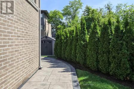 293 SHADOW PLACE, Pickering (rouge Park), Ontario L1V 7H7, Canadá