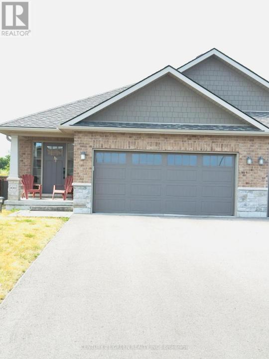 100 SPRUCE GARDENS COURT, Belleville (belleville Ward), أونتاريو K8N 0B5, كندا