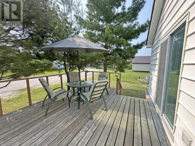 146 DOT STREET, Beardmore, Ontario P0T 2G0, Canadá