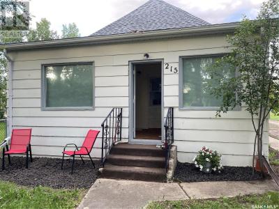 215 KERRY STREET, Limerick, Saskatchewan S0H 2P0, Canada