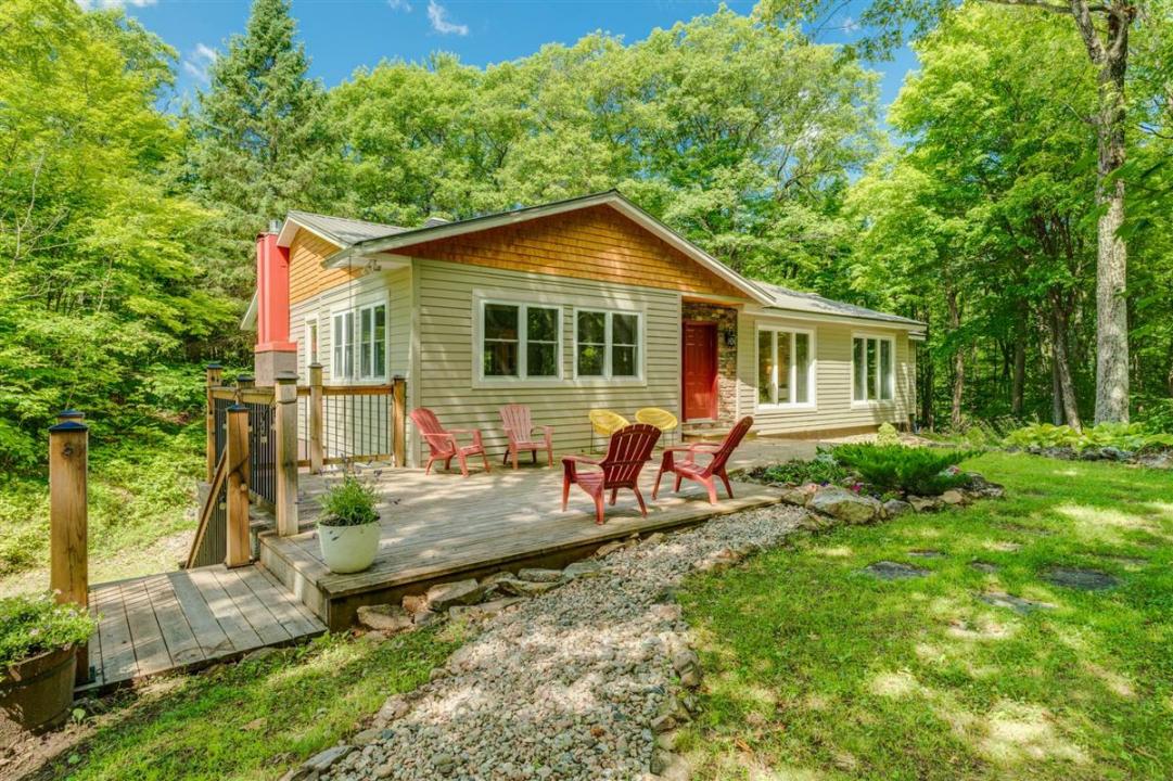 80  Ch. Ojai, Chelsea, Quebec J9B 1Y7, Canada
