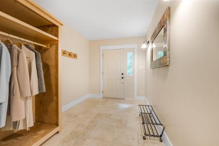 80  Ch. Ojai, Chelsea, Quebec J9B 1Y7, Canada