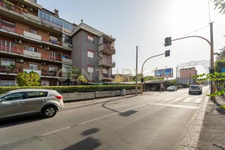 Via Pietro Novelli, Catania, Sicilia 95127, Italia