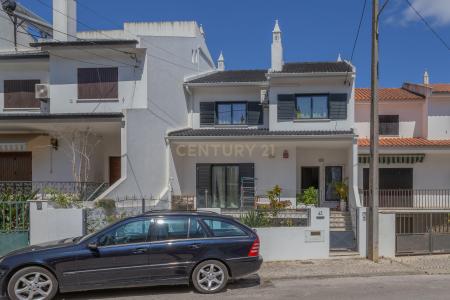 Almada, セトゥーバル 2820-281, ポルトガル