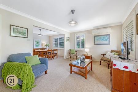 2/17 Folkestone Place, Dural, NSW 2158, Australia