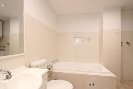 12/22 Goulburn Street, Liverpool, NSW 2170, Avustralya