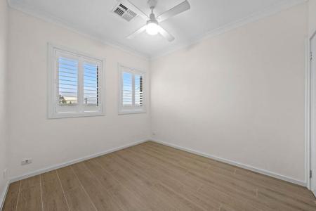 24 Mcilvenie Street, Canley Heights, NSW 2166, Avustralya