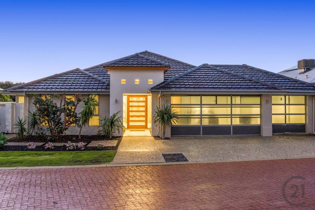 24 Honeymyrtle Grange, Halls Head, WA 6210, Австралия