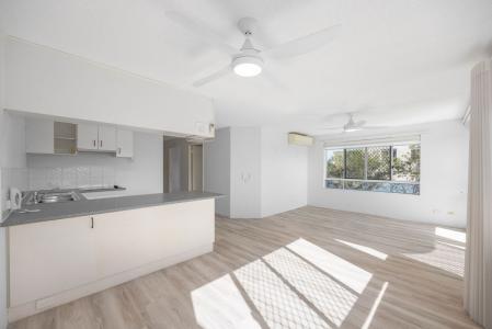 2/40 King Street, Kings Beach, QLD 4551, オーストラリア