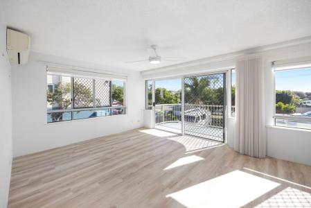 2/40 King Street, Kings Beach, QLD 4551, Australia