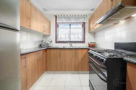 1/34 Minto Road, Minto, NSW 2566, Australia