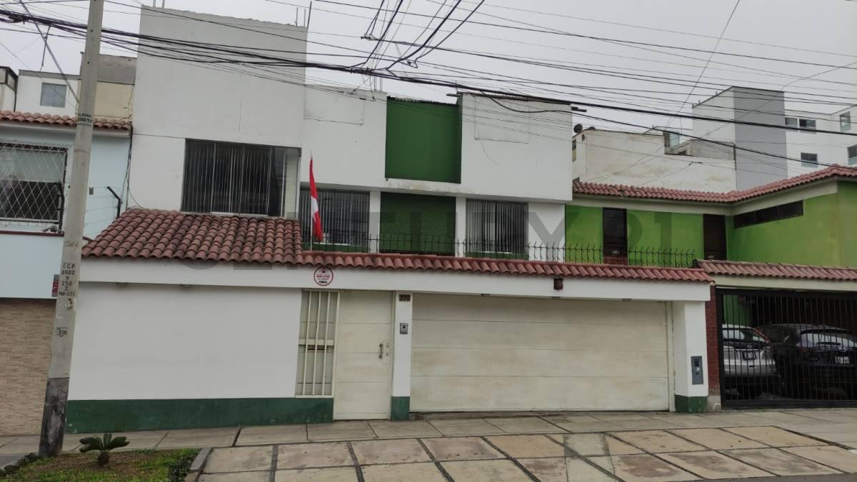 Enrique Salazar Barreto , Lima, Lima 00001, Peru